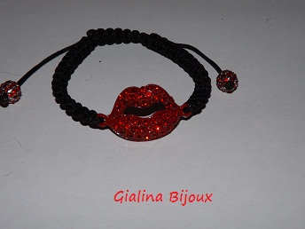 Bracelet shamballa lèvres rouge