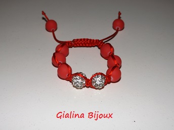 Bracelet enfant duo shamballa et perles sur cordon rouge